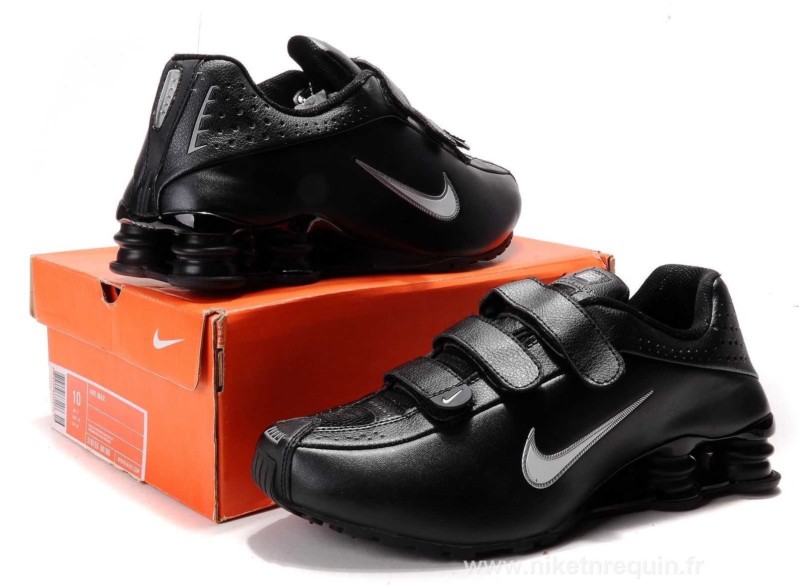 noir Nike Shox R4 avec Strapes (3).JPG